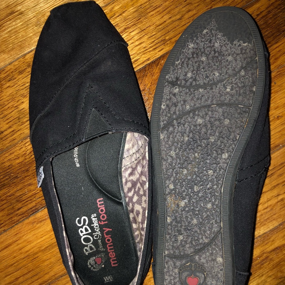 Black Bob’s slip ons